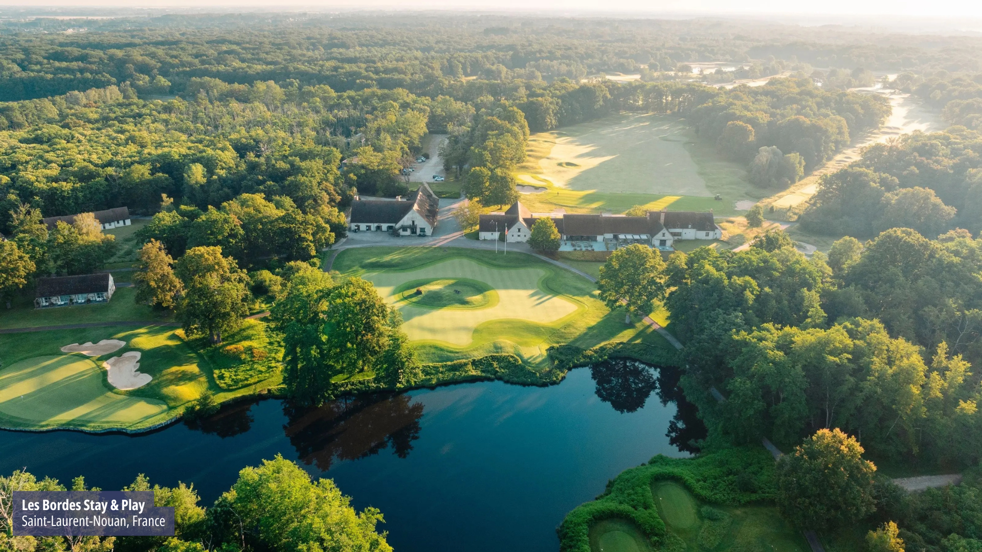 Les Bordes Stay and Play